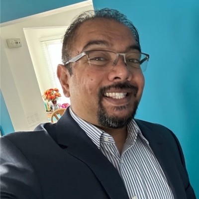Fazri Zubair headshot